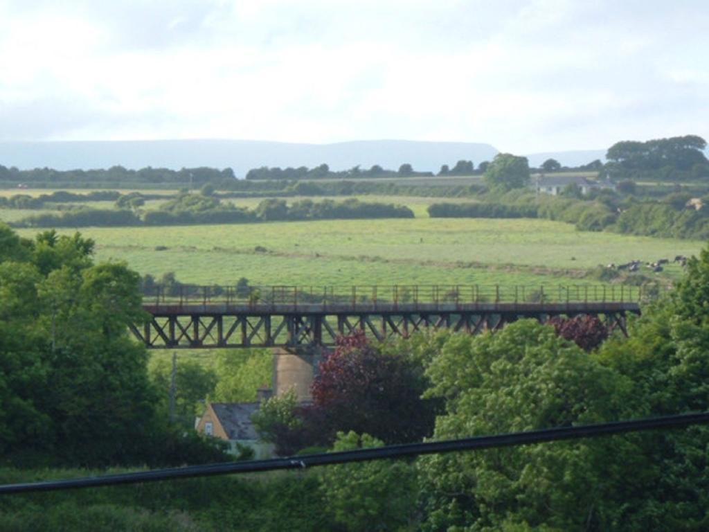 دونغارفان Comeragh View المظهر الخارجي الصورة